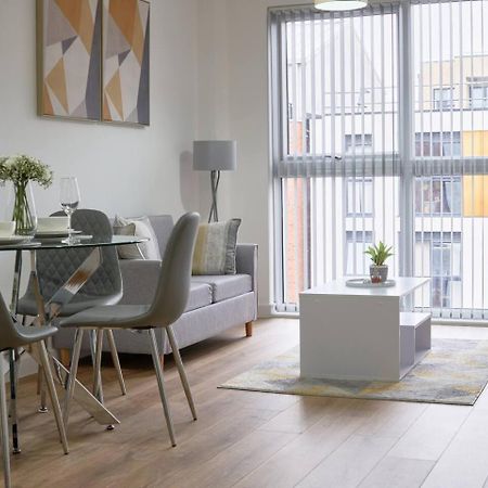 Modern Central Apartment - City Centre - Fast Wifi - Near Utilitia Arena & Icc Μπέρμιγχαμ Εξωτερικό φωτογραφία